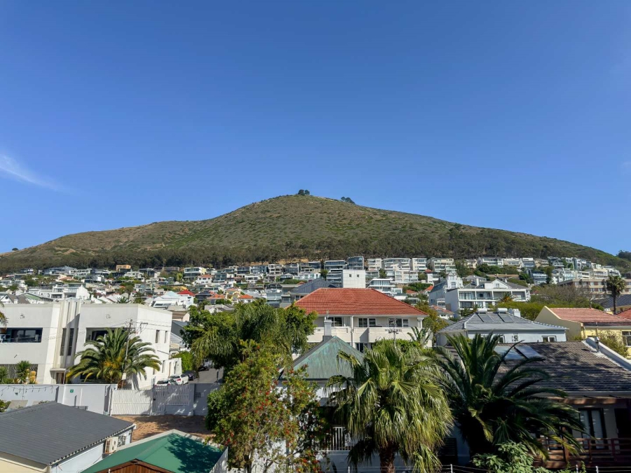 3 Bedroom Property for Sale in Green Point Western Cape